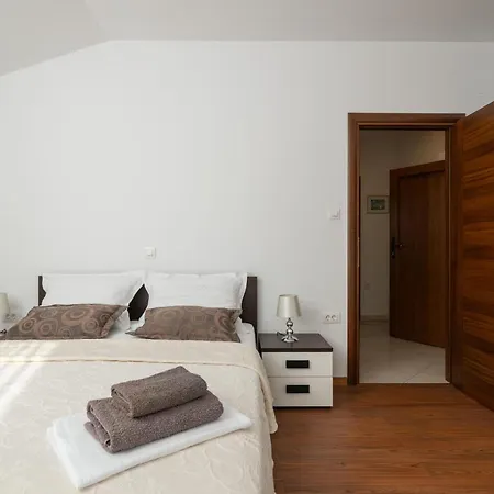 Heidi With Shared Pool * Nova Vas (Porec)