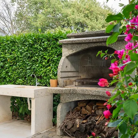 公寓 Heidi With Shared Pool *