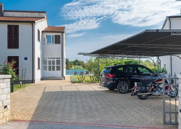 Appartement Heidi With Shared Pool Nova Vas (Porec)