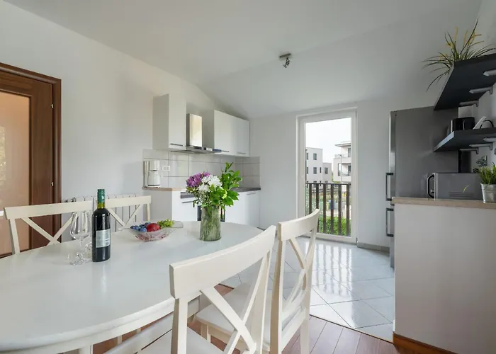 Heidi With Shared Pool Appartement *