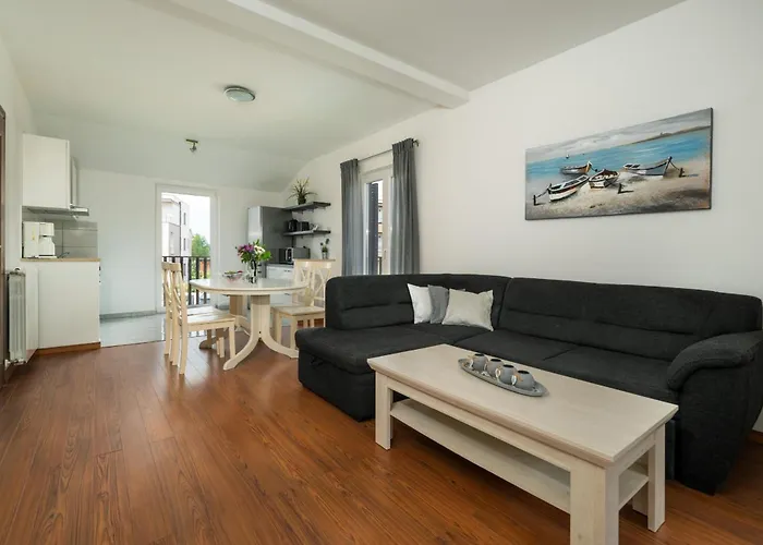 Heidi With Shared Pool Appartement *