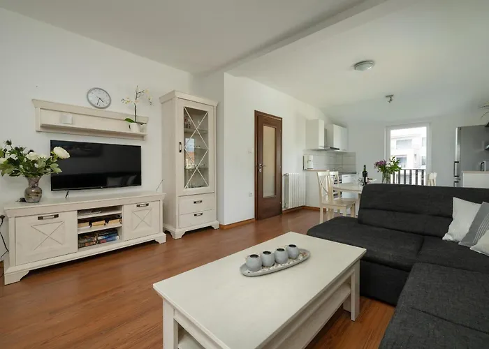 Appartement Heidi With Shared Pool