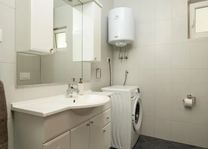 Heidi With Shared Pool * Nova Vas (Porec)