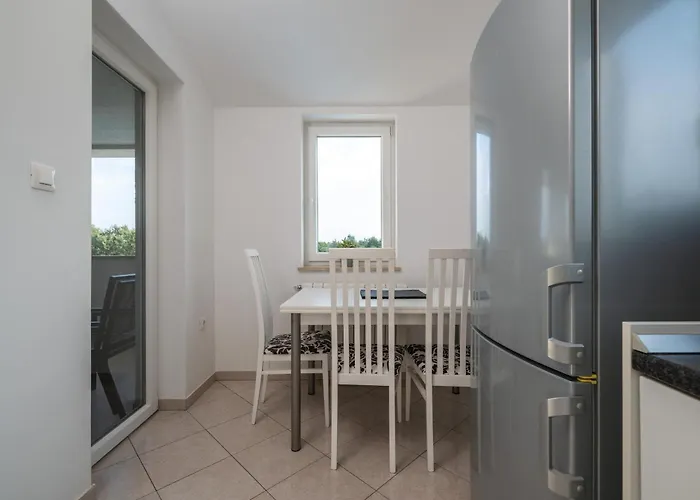 Heidi With Shared Pool Appartement *